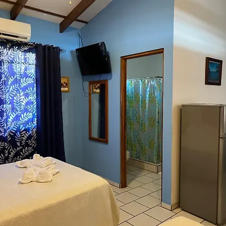 Cabinas El Colibri Puerto Carrillo Buitenkant foto