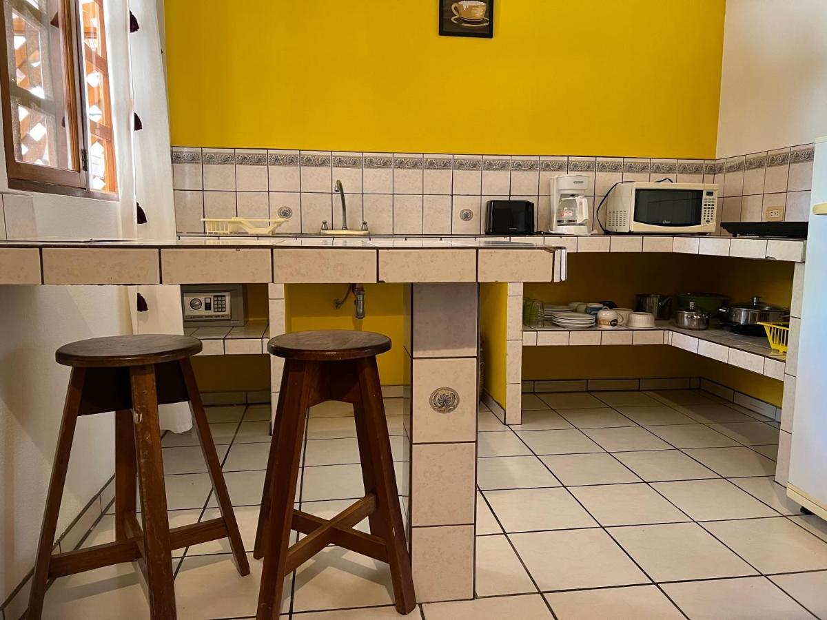 Cabinas El Colibri Hotel